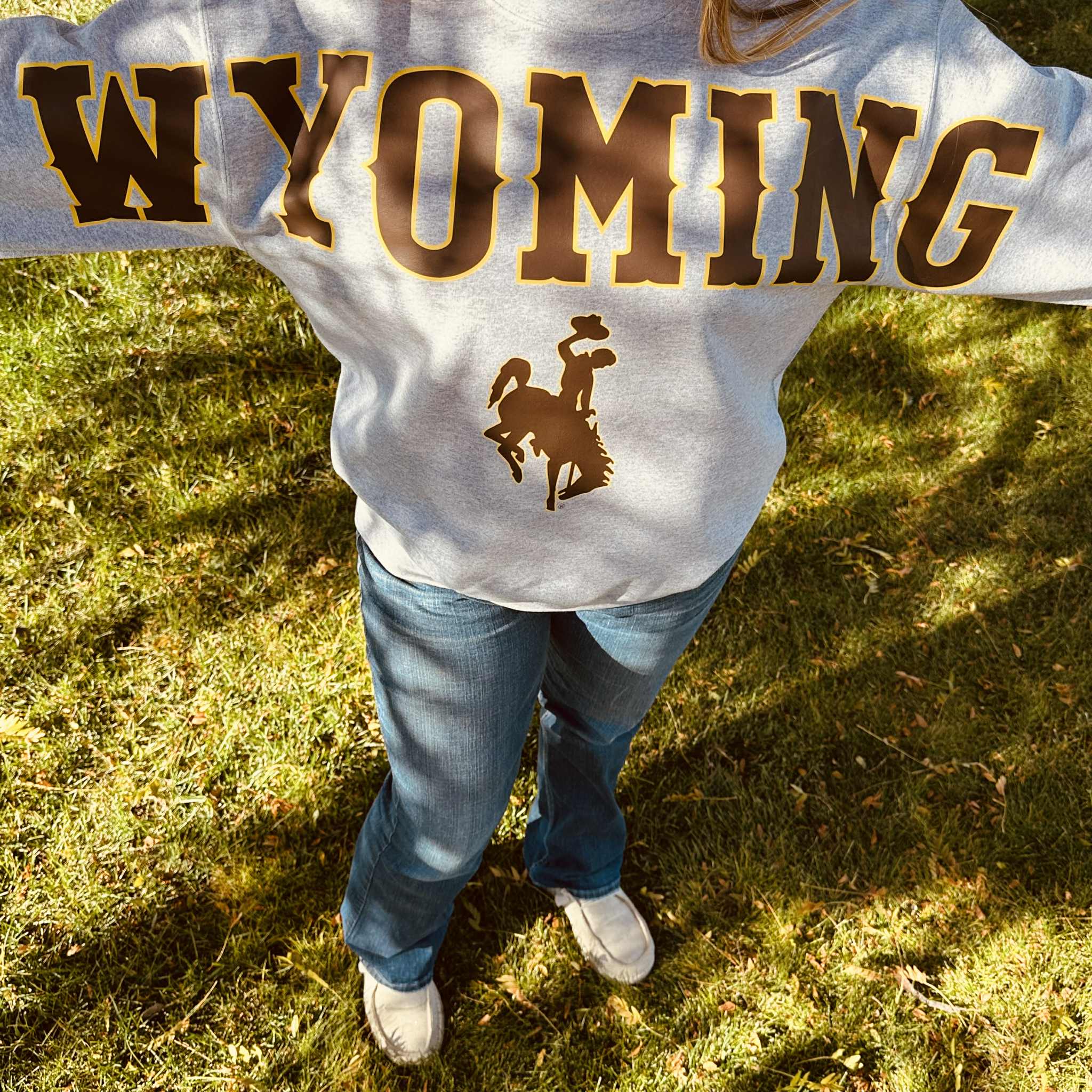 YOUTH WYOMING varsity Crewneck