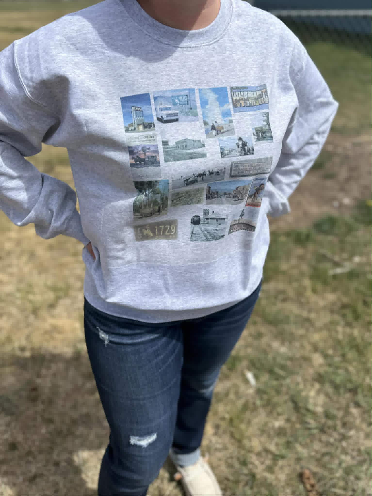 Vintage Collage Lander WY Crewneck