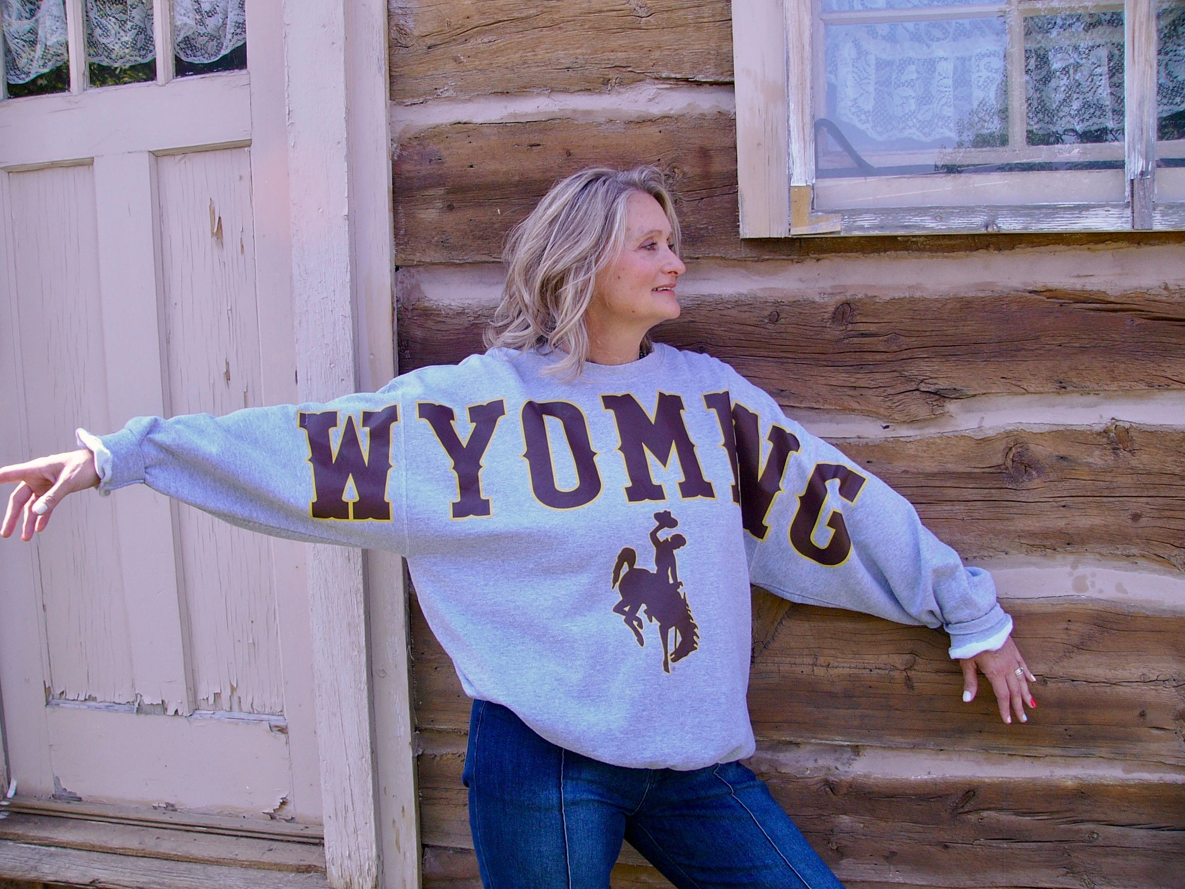WYOMING varsity Crewneck