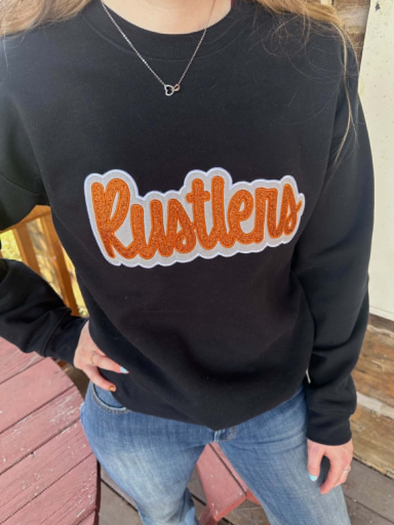 Ruslters applique embrodiery Crewneck